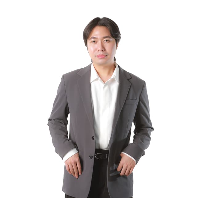 Ye Naing profile photo